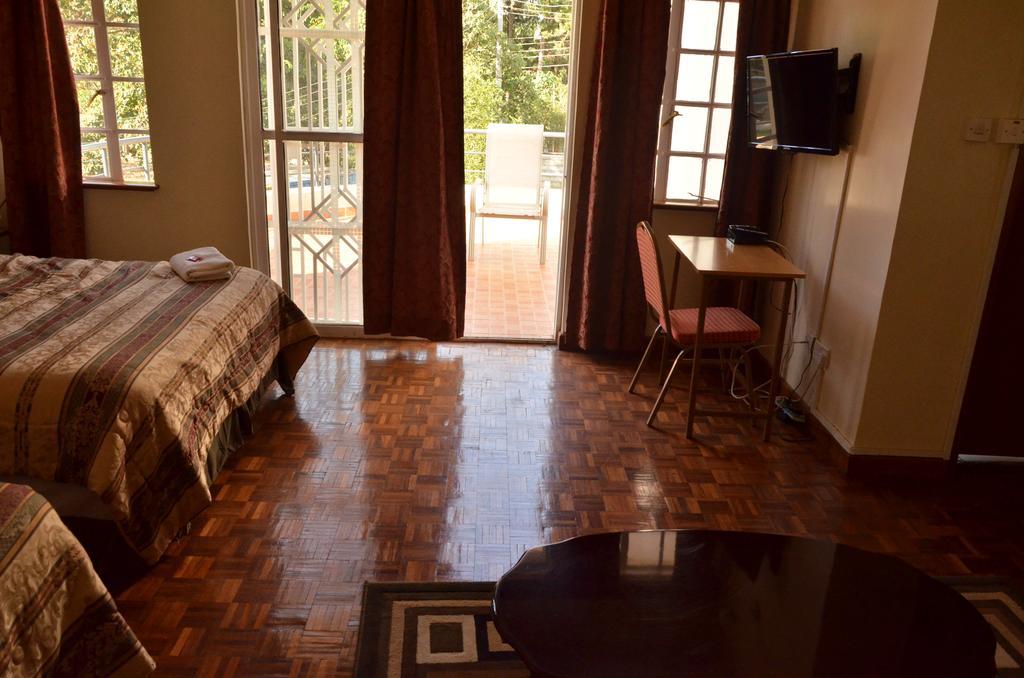 Dolfran Guest House Nairobi Ngoại thất bức ảnh