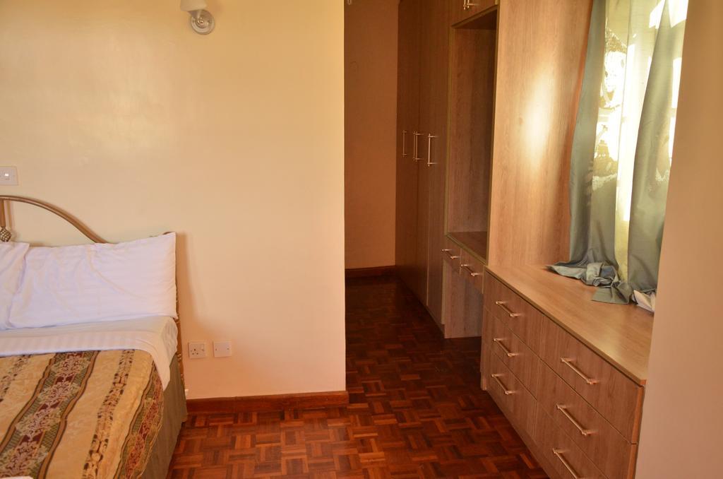 Dolfran Guest House Nairobi Ngoại thất bức ảnh