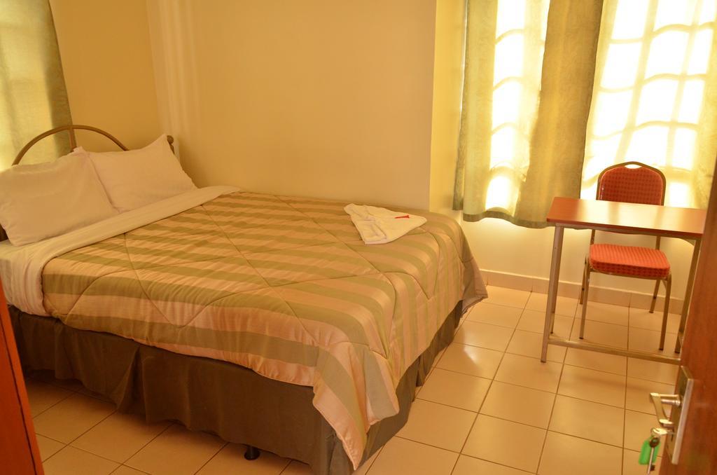 Dolfran Guest House Nairobi Ngoại thất bức ảnh