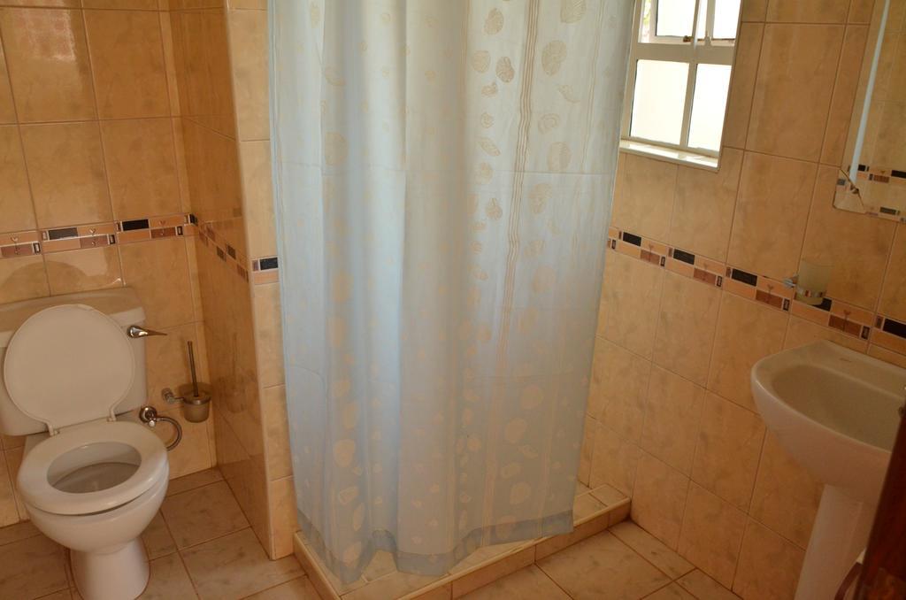 Dolfran Guest House Nairobi Ngoại thất bức ảnh