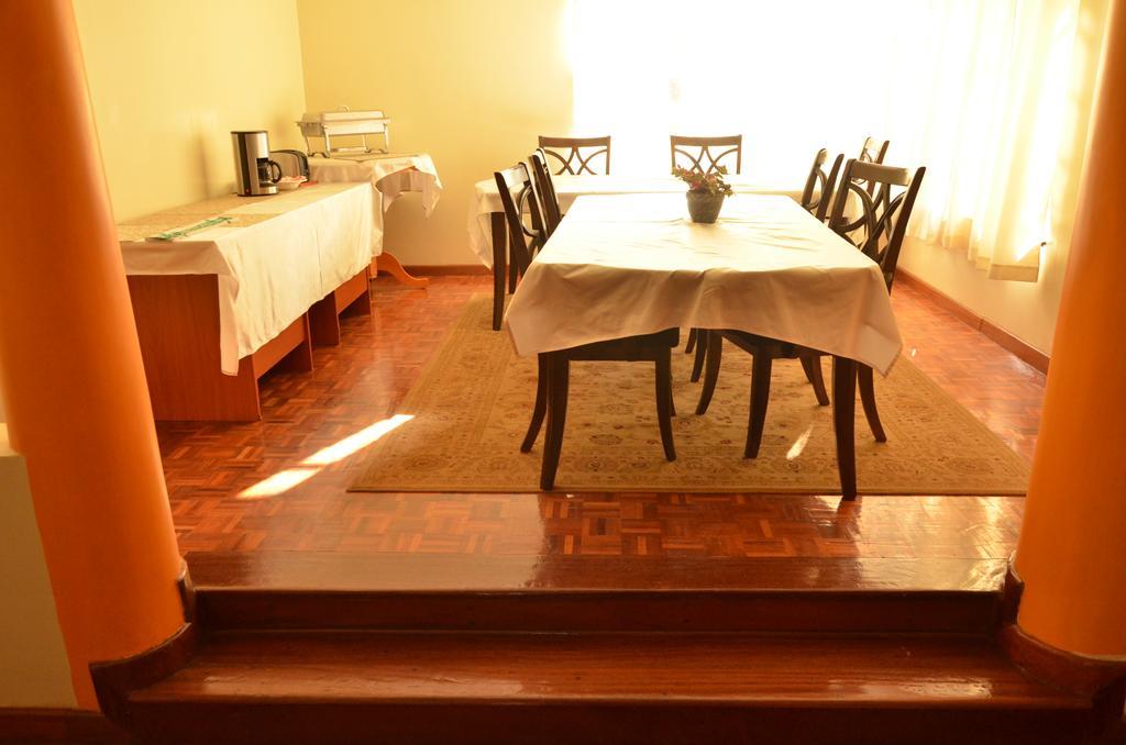 Dolfran Guest House Nairobi Ngoại thất bức ảnh