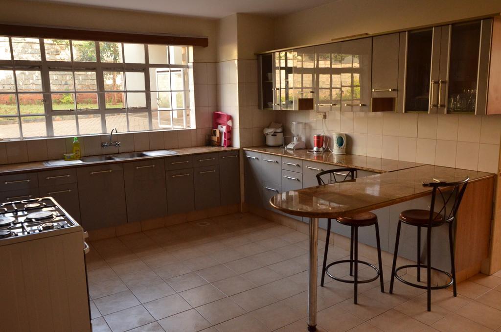 Dolfran Guest House Nairobi Ngoại thất bức ảnh